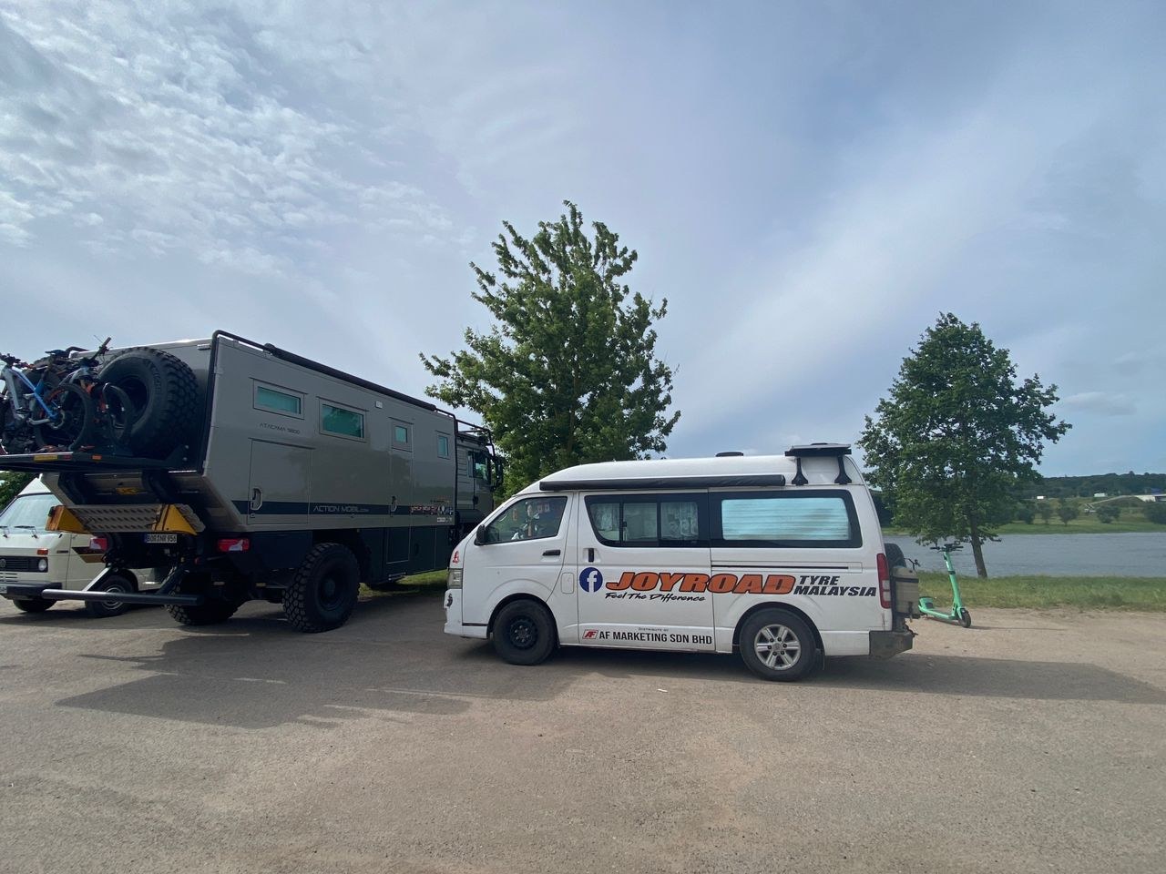 Toyotaki parked beside a German expedition camper in Kaunas, Lithuania