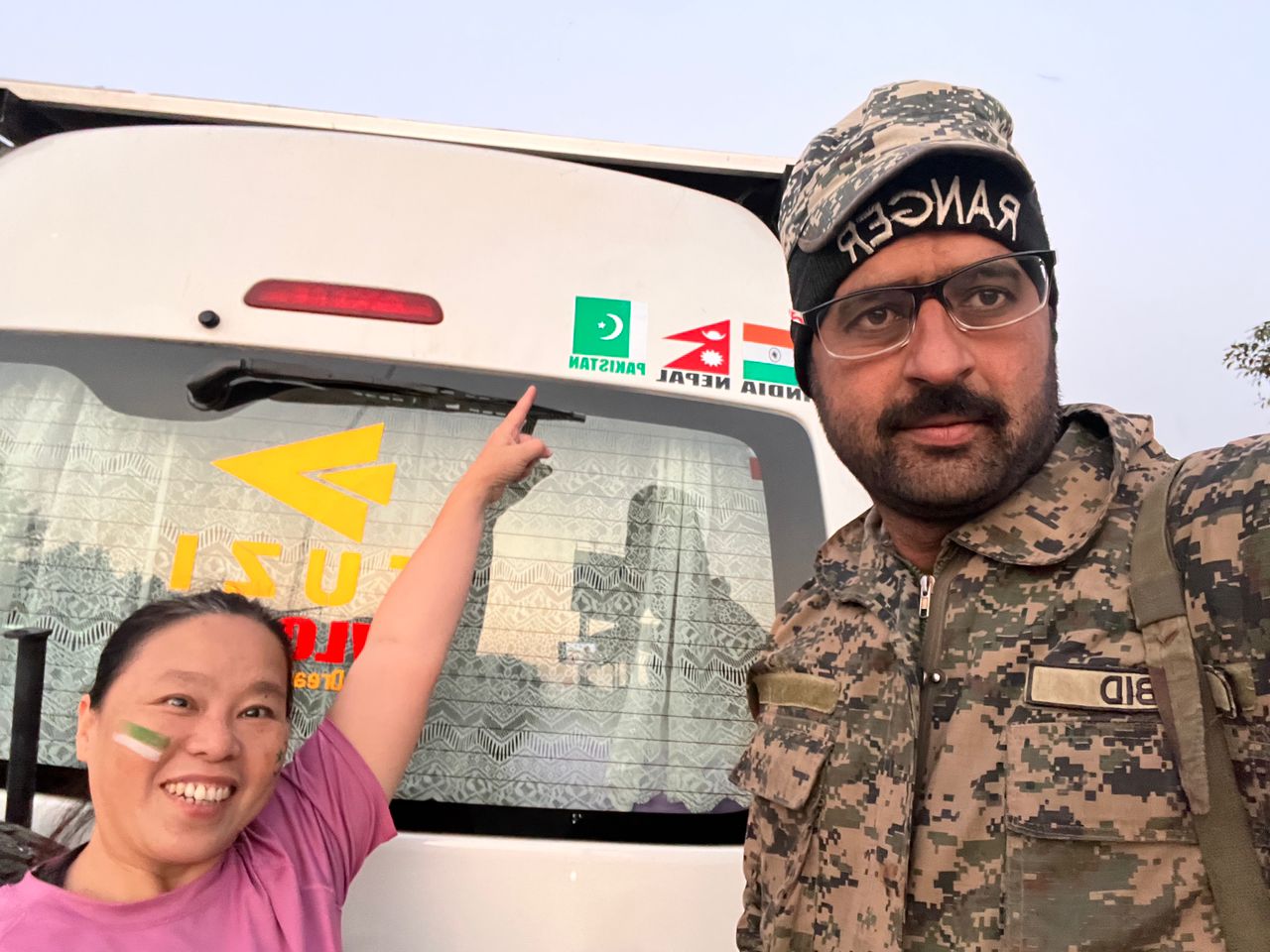 Tuzi entering Pakistan at Wagah Border